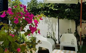 Alemar Bed & Breakfast